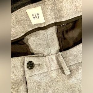 Gap- Gray Men’s Stretchy Slacks 36”Waist 30” Lenght